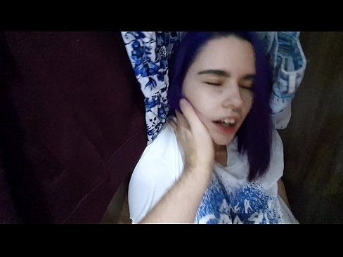 ❤️ Leidsin oma õe kapist ja aitasin tal cumida ️ Super porno at porn et.xxxlfv.top